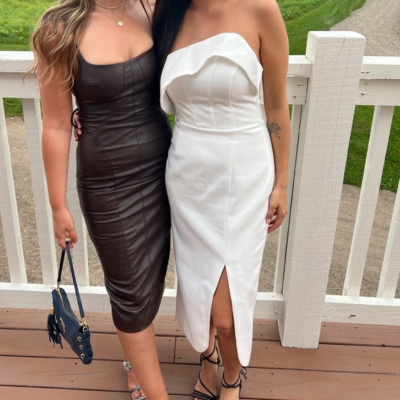 ELLIATT Agatha Dress - Picture 4 of 4